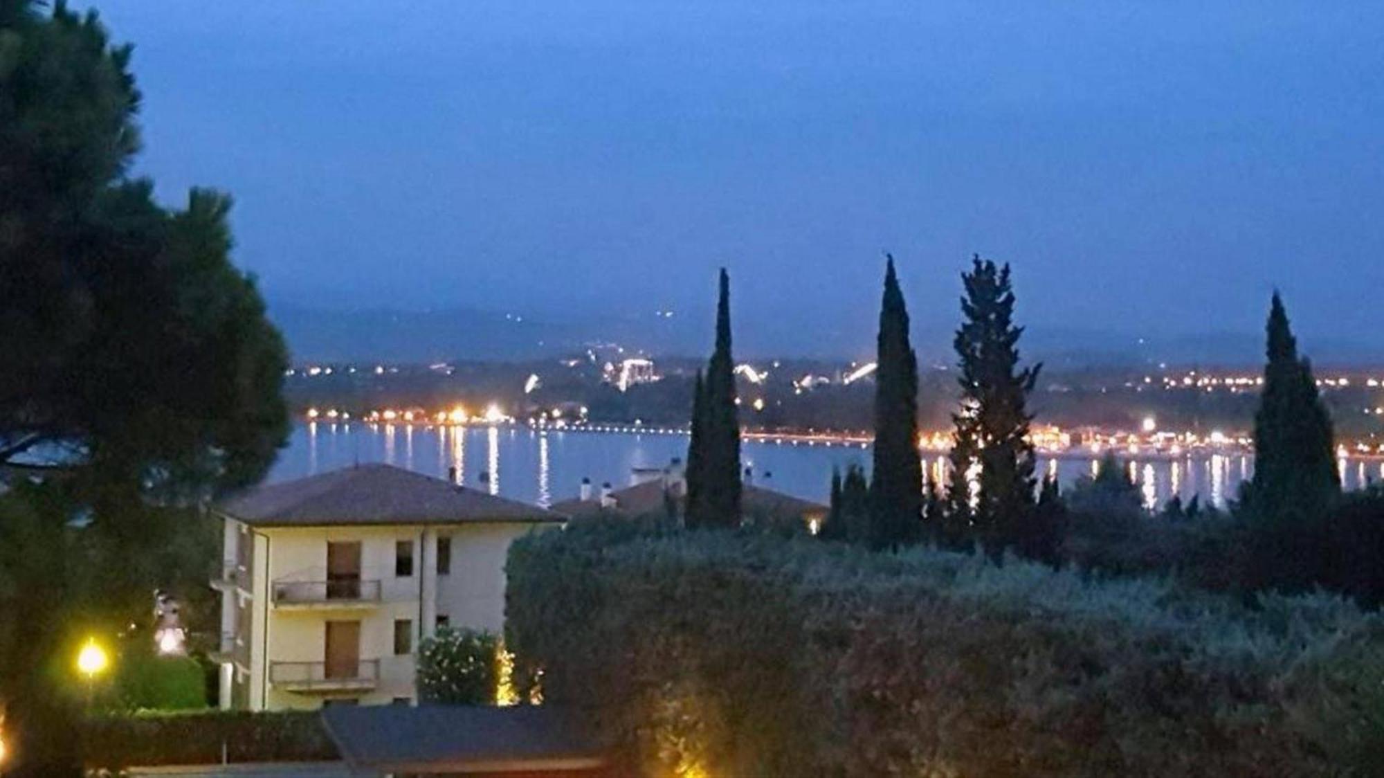 Appartamento Peschiera Peschiera del Garda Extérieur photo