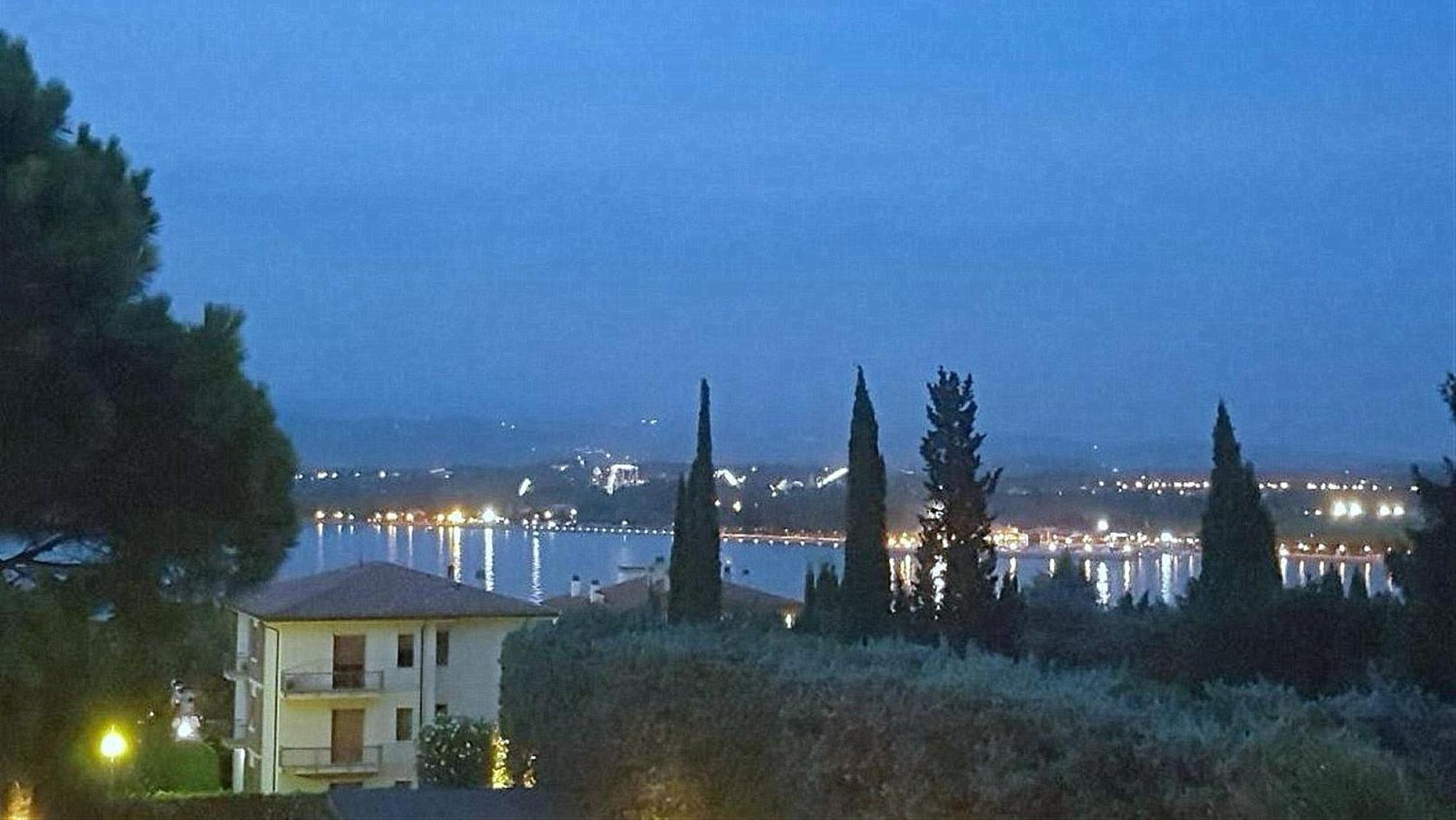 Appartamento Peschiera Peschiera del Garda Extérieur photo
